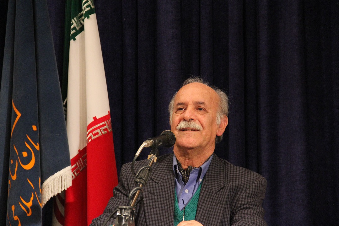 کمالی سروستانی: شیراز توانایی برگزاری جایزه ۲ سالانه خوشنویسی را دارد