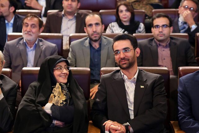 آغاز هفته فرهنگ فارس با تجلیل از پرهام و ریاحی