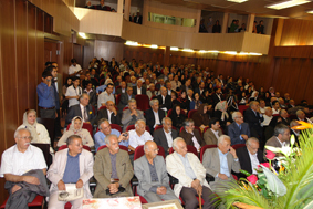 روز پنجشنبه۲۵ مهرماه ۱۳۸۷ از بیش از نیم قرن تلاش های استاد حسن امداد تبجیل شد