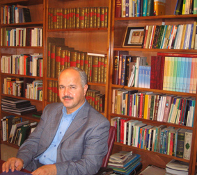 آشنایی با مدیر موسسه
